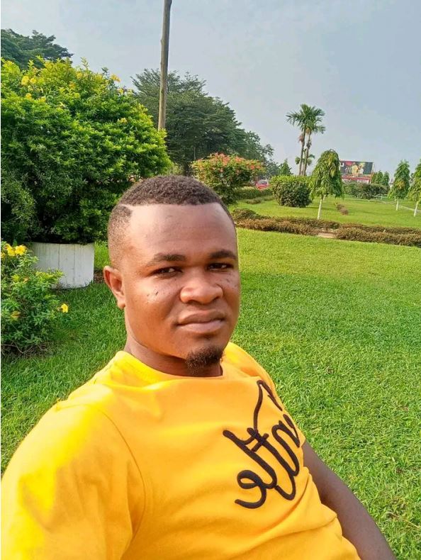 PIE-LEON II NDOMBOL NLOGA